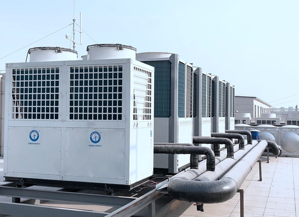 晋中市榆次区大拇指广场欧亚国际app空气能热泵6000平方采暖项目